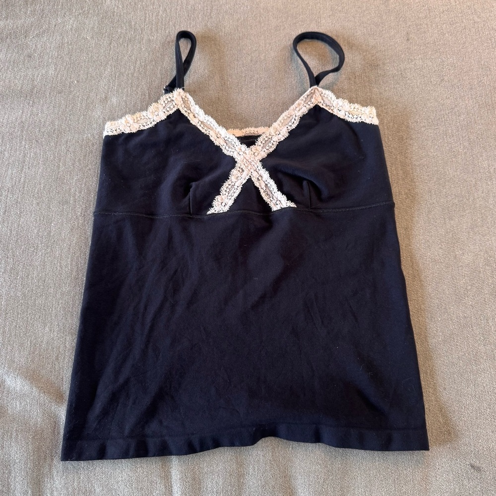 Y2K Bordeaux Seamless Black Cami with White Lace Trim
